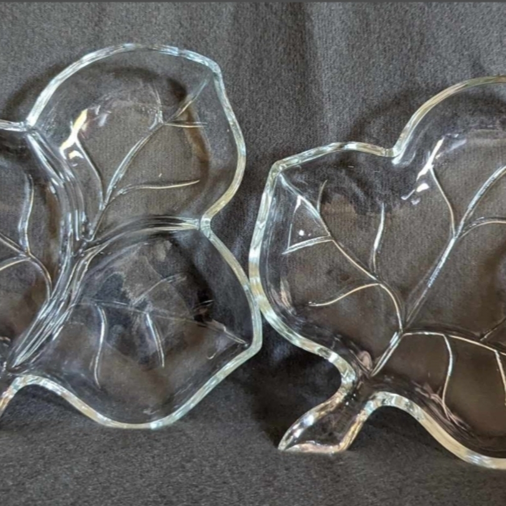 Leaf-Shaped Glass Serving Dishes